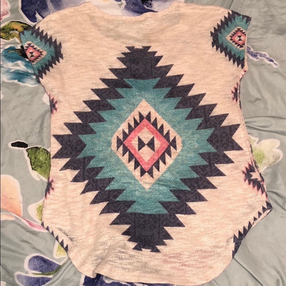 Aztec shirt - Picture 5 of 6